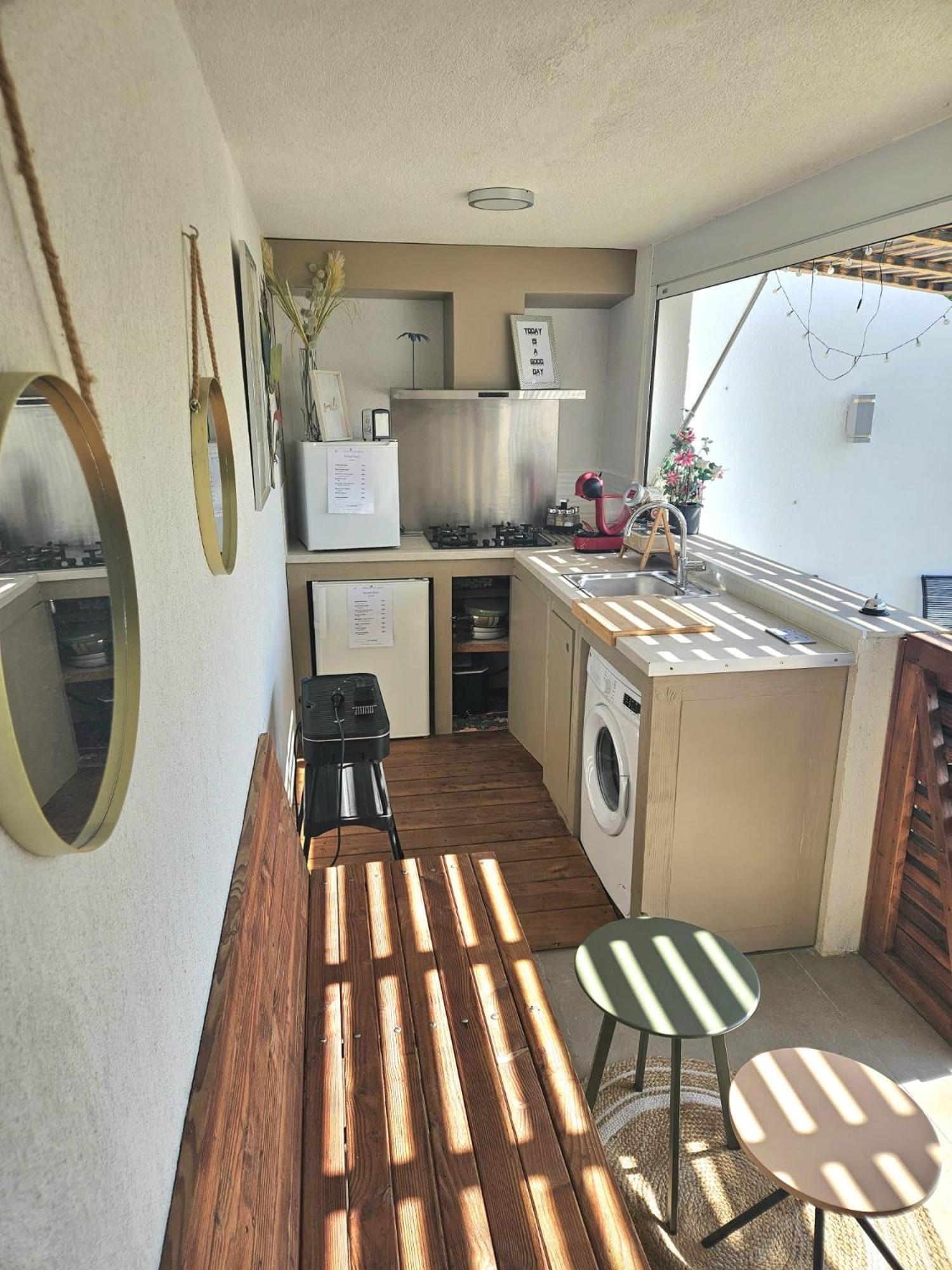 Twenty Rent Hotel Cagnes-sur-Mer Exterior foto