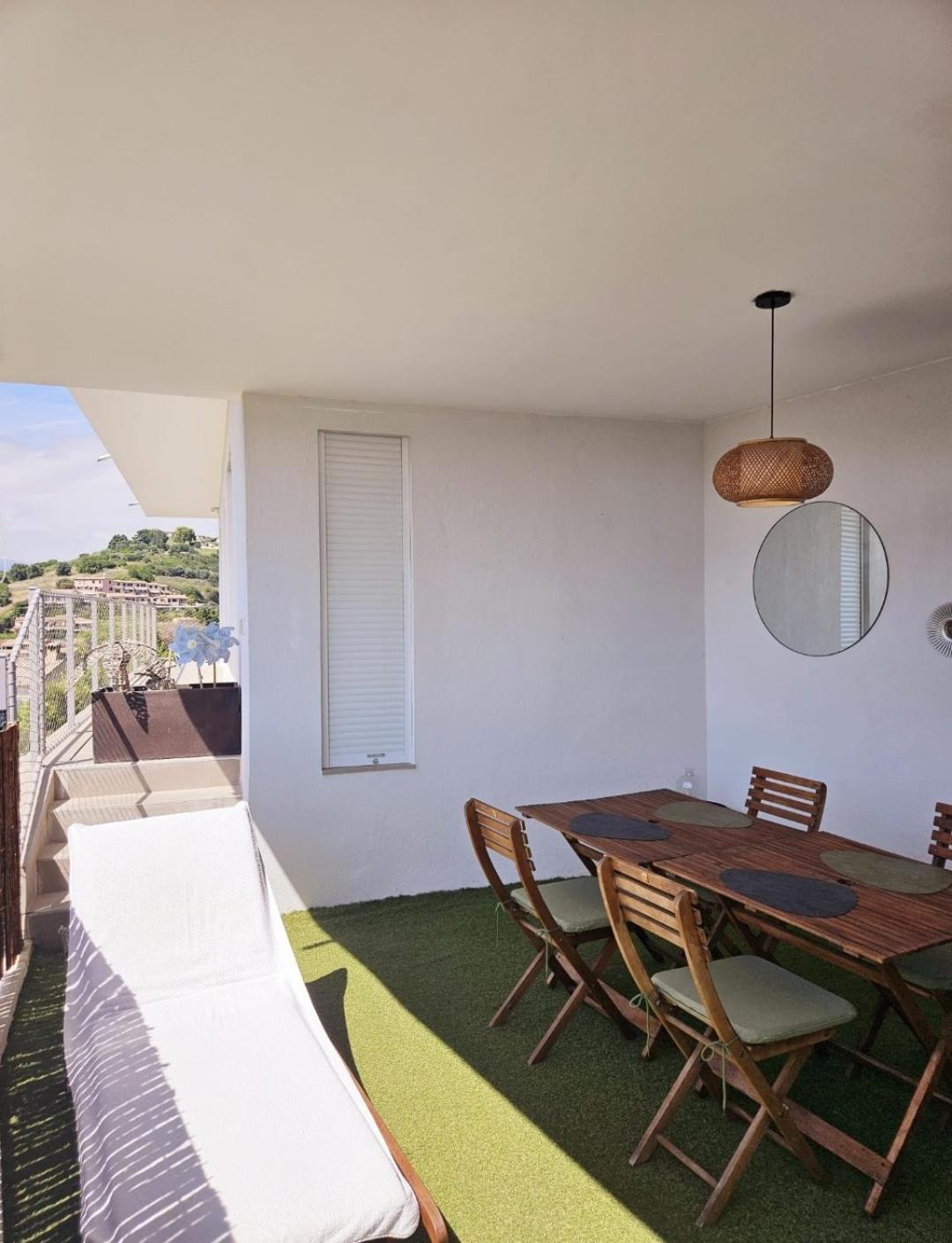 Twenty Rent Hotel Cagnes-sur-Mer Exterior foto